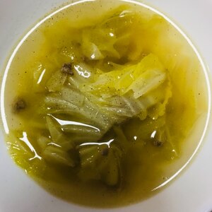 白菜と玉ねぎ豚挽肉のスープ